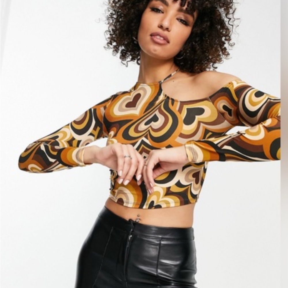 Bershka asymmetric cut out retro print crop top size medium